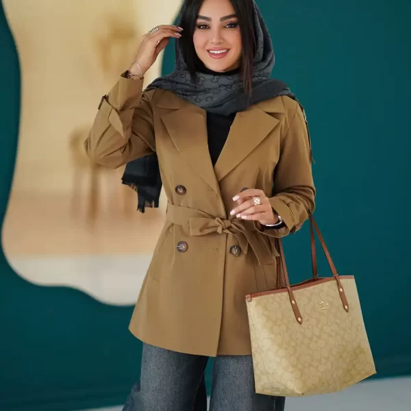 بارانی زنانه اسپرت برای روزهای بارانی